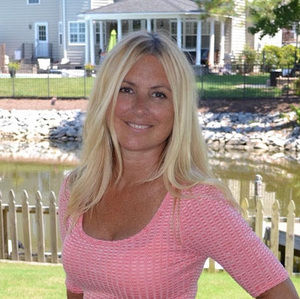 Meet your Posher, Traci